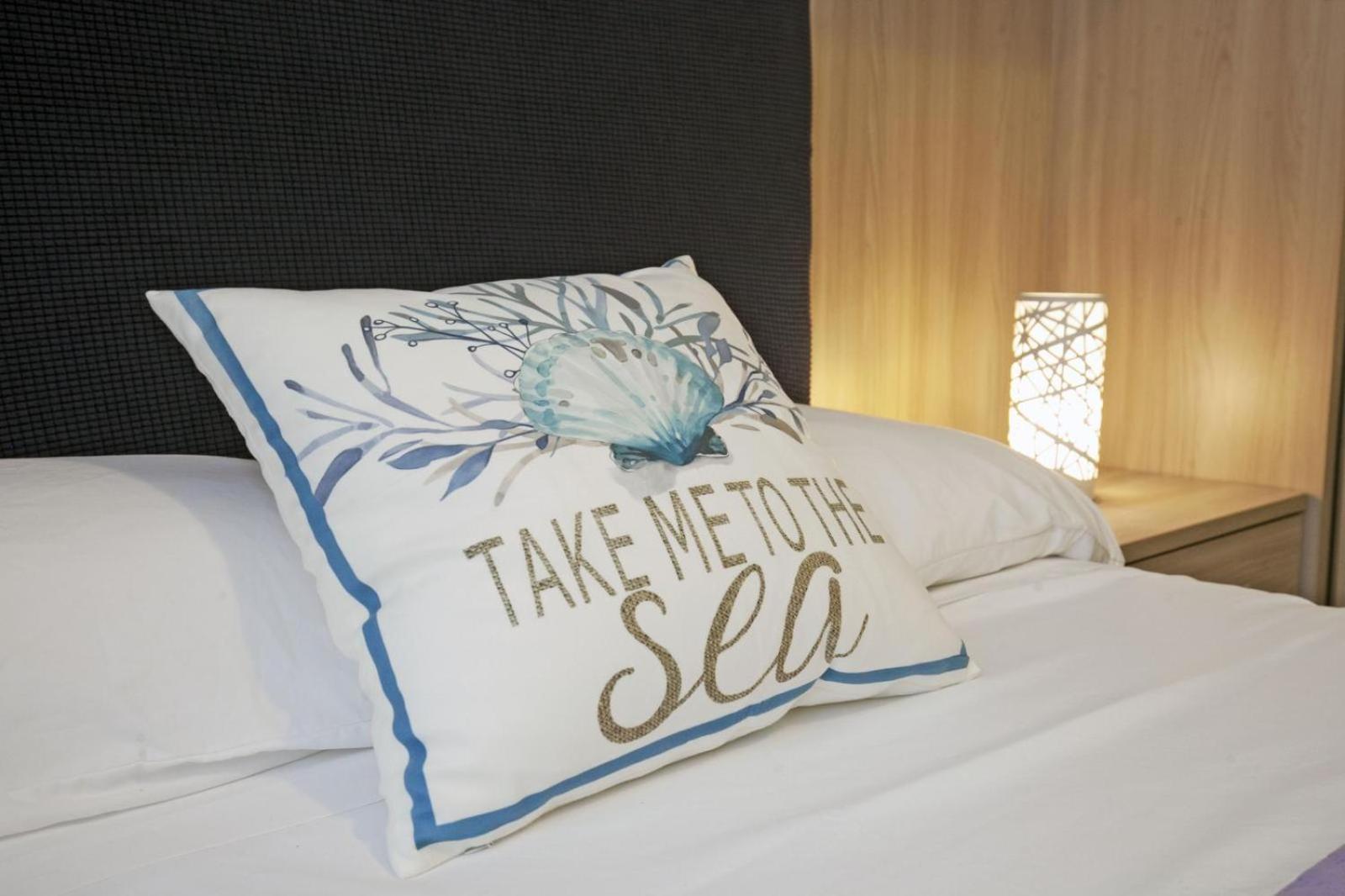 "Ca Niella" Art And Fun 9 Minutes From The Sea Appartement Savona Buitenkant foto