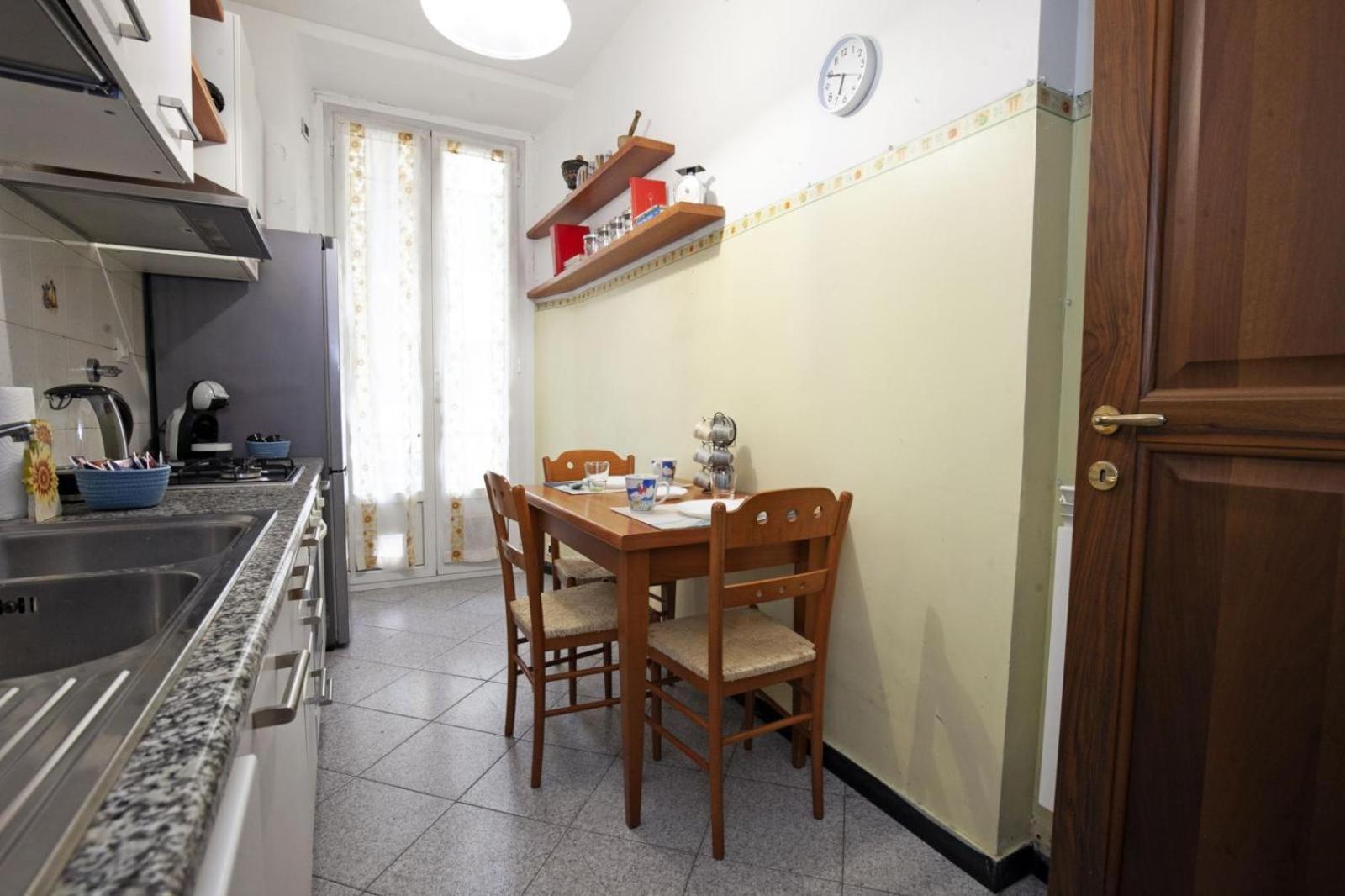 "Ca Niella" Art And Fun 9 Minutes From The Sea Appartement Savona Buitenkant foto