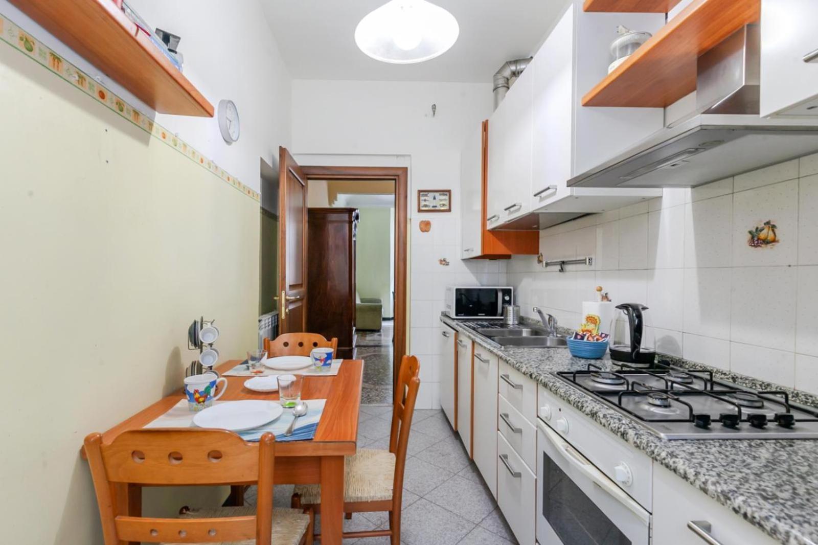 "Ca Niella" Art And Fun 9 Minutes From The Sea Appartement Savona Buitenkant foto