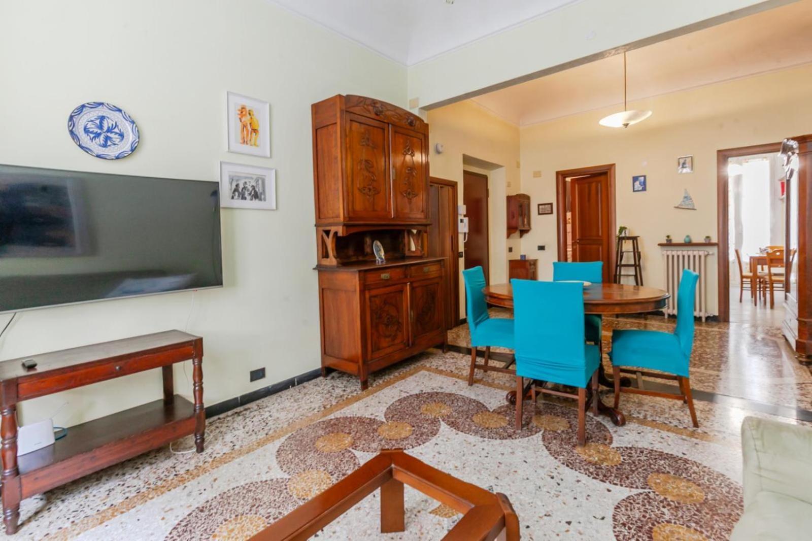 "Ca Niella" Art And Fun 9 Minutes From The Sea Appartement Savona Buitenkant foto